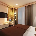 Old Town Hotell