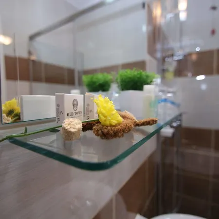 المدينة القديمة 4*